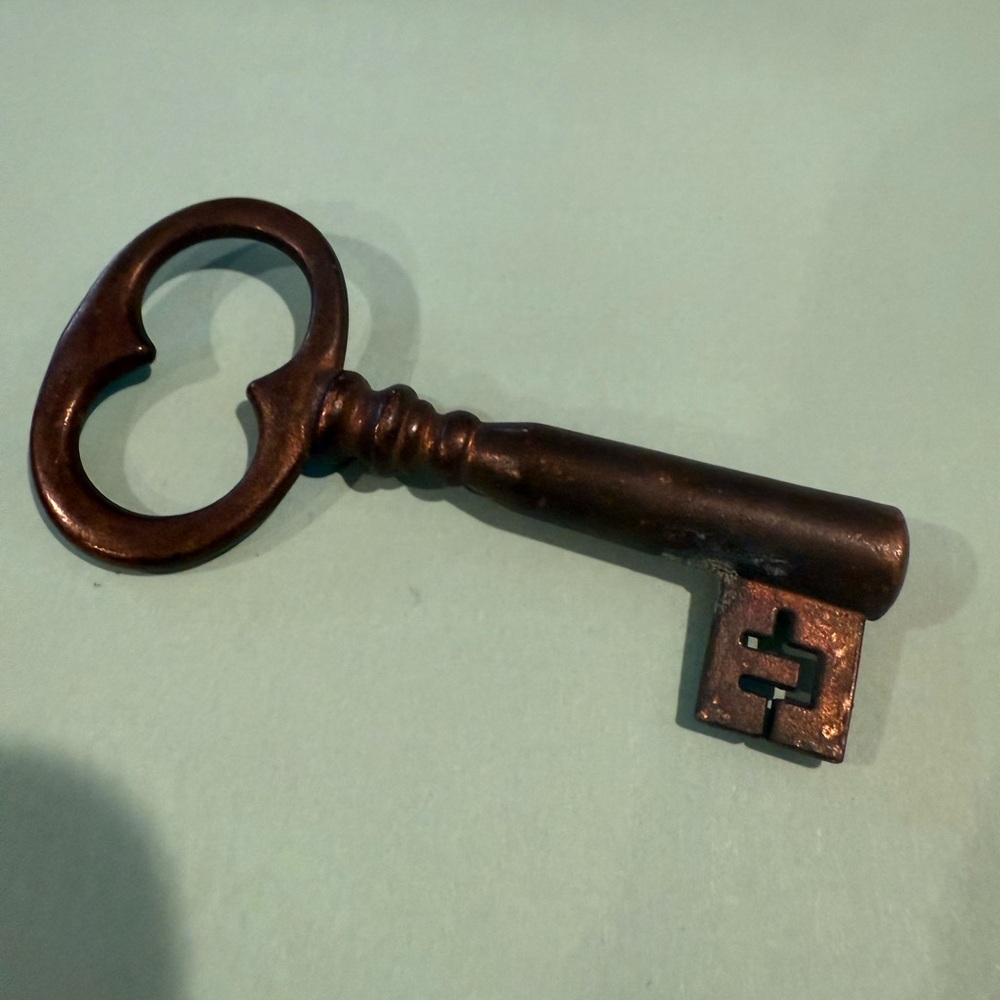 Vintage Brown Skeleton Key